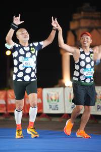 BIB: 422, 133, 40283
                            <button type="button" onclick="openModal(19758904)" class="btn btn-primary btn-sm float-right btn-popup" data-toggle="modal" data-target=".modal-high-quality">
                        <i class="fas fa-shopping-cart"></i> Add to Cart
                    </button>
                                            <button type="button" onclick="isThisMe(19758904, true)" class="btn btn-success btn-sm float-right btn-popup btn-isme hidden" data-toggle="tooltip" data-placement="bottom" title="นี่คือรูปของคุณใช่ไหม คลิกที่นี่เพื่อเอาเข้าอัลบั้ม">
                        <i class="fas fa-plus"></i> Add to album
                    </button>
                    <button type="button" onclick="isThisMe(19758904, false)" class="btn btn-warning btn-sm float-right btn-popup btn-isnotme hidden">
                        <i class="fas fa-ban"></i> Remove from album
                    </button>